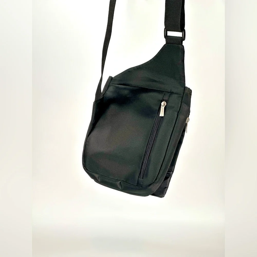 Travelon Anti-Theft Crossbody Bag (Unisex) - Picture 3 of 9